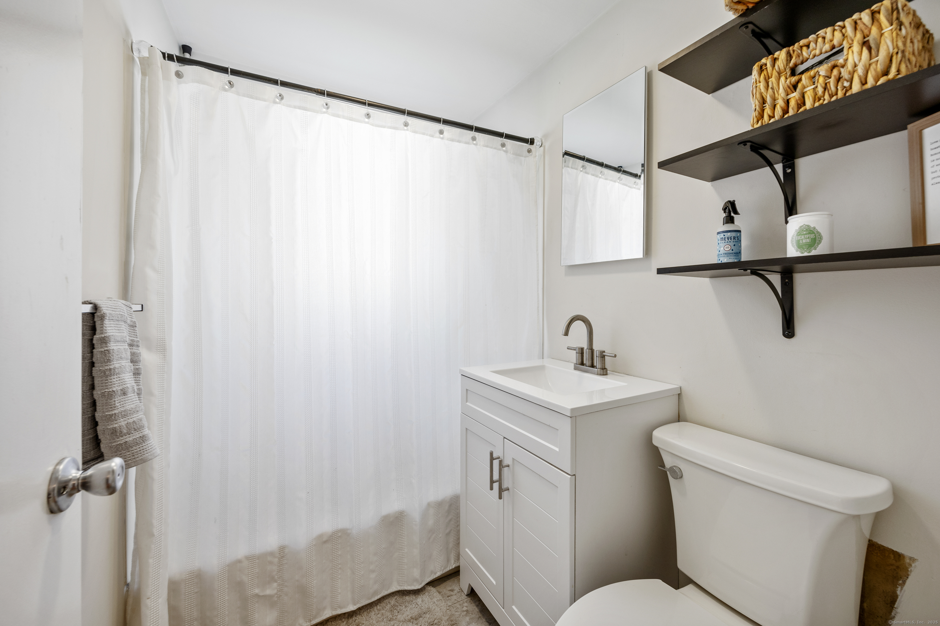26 Clear Lake Road, North Branford, Connecticut image 23