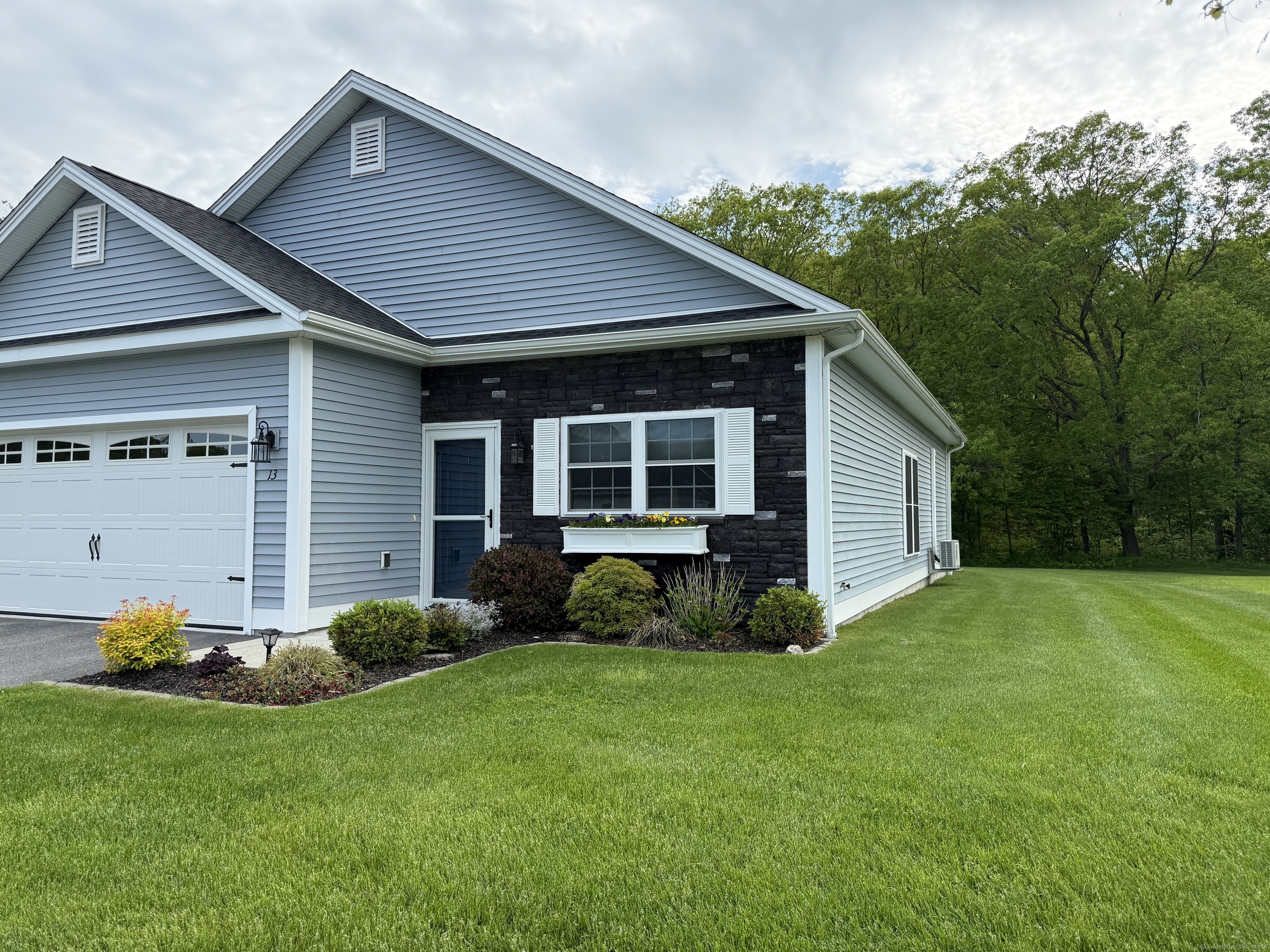 13 Henry Drive #13, Plainfield, Connecticut image 1