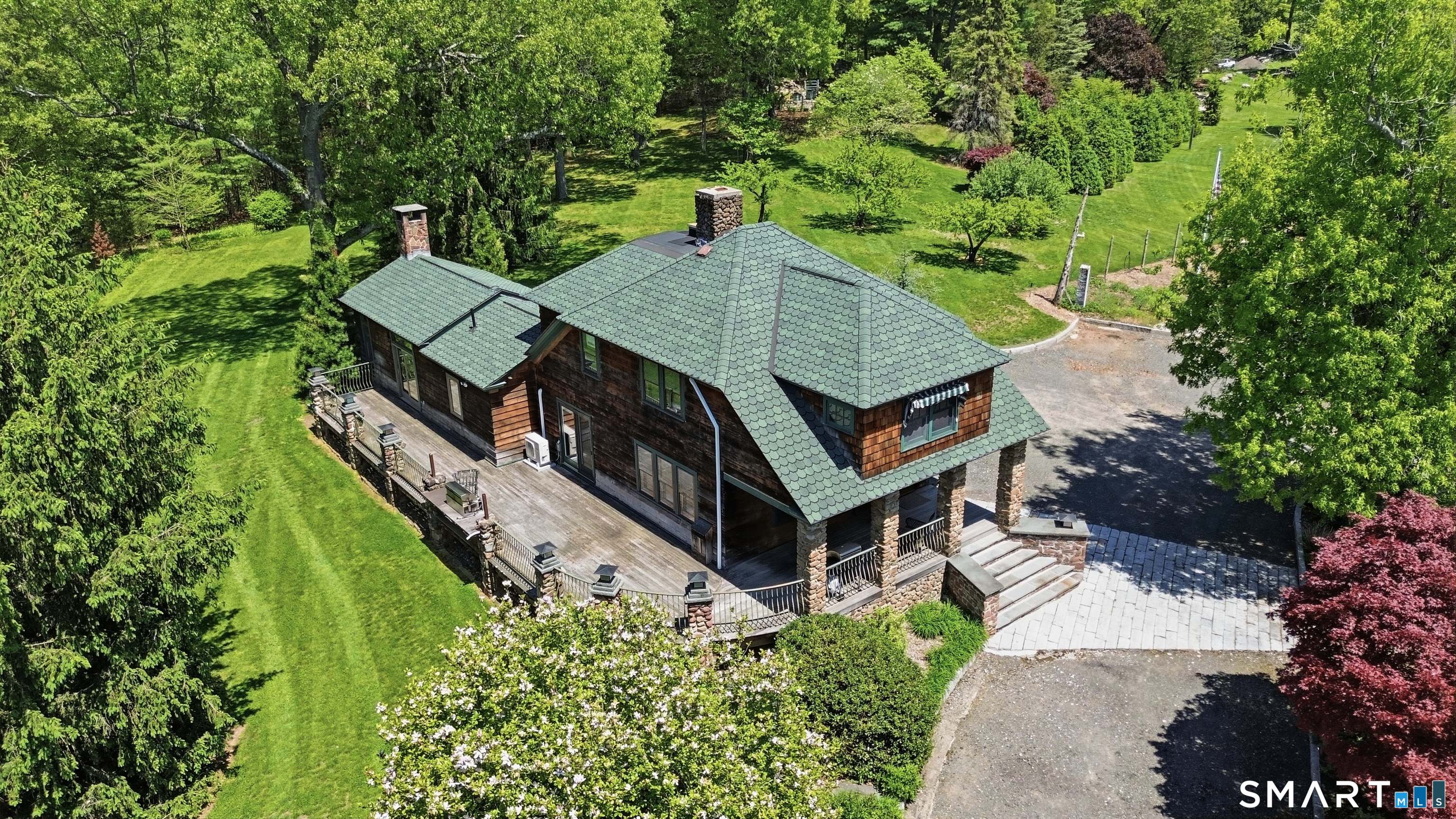2 Quarry Road