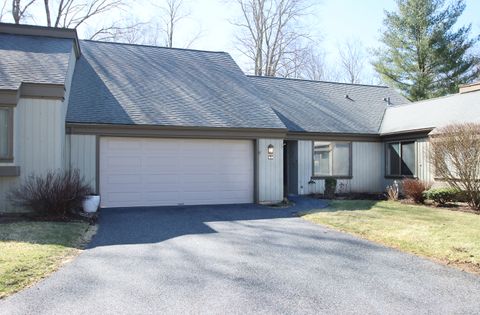 16 Heritage Crest 16B Southbury CT 06488