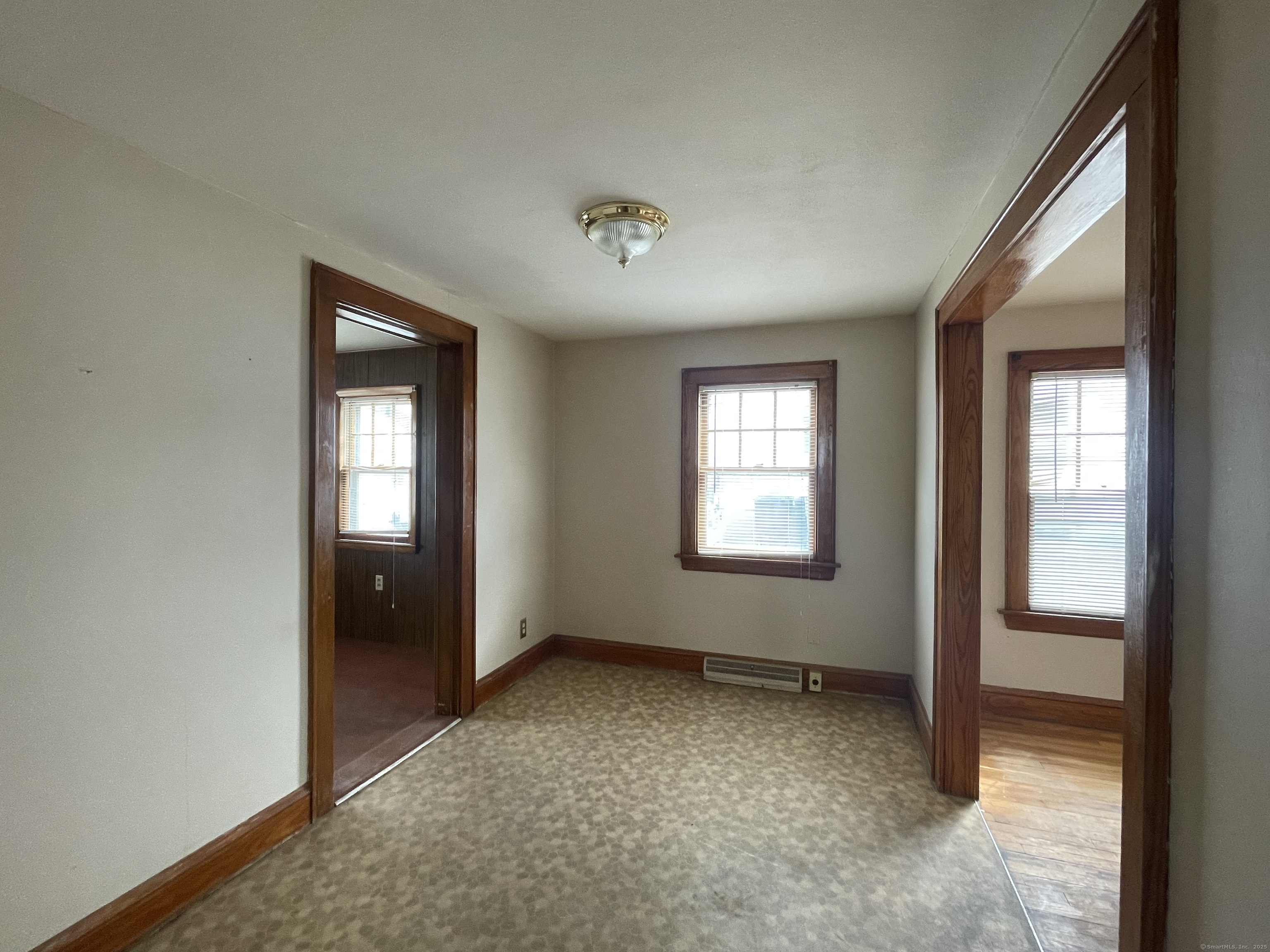 39 Neanda Street, New Britain, Connecticut image 9