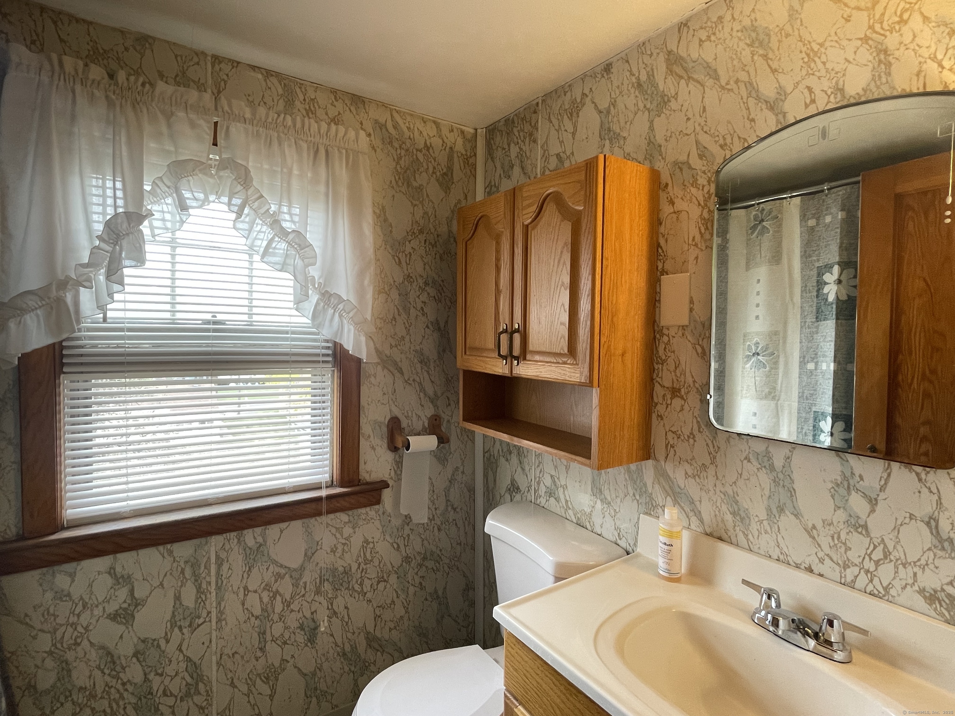 39 Neanda Street, New Britain, Connecticut image 24