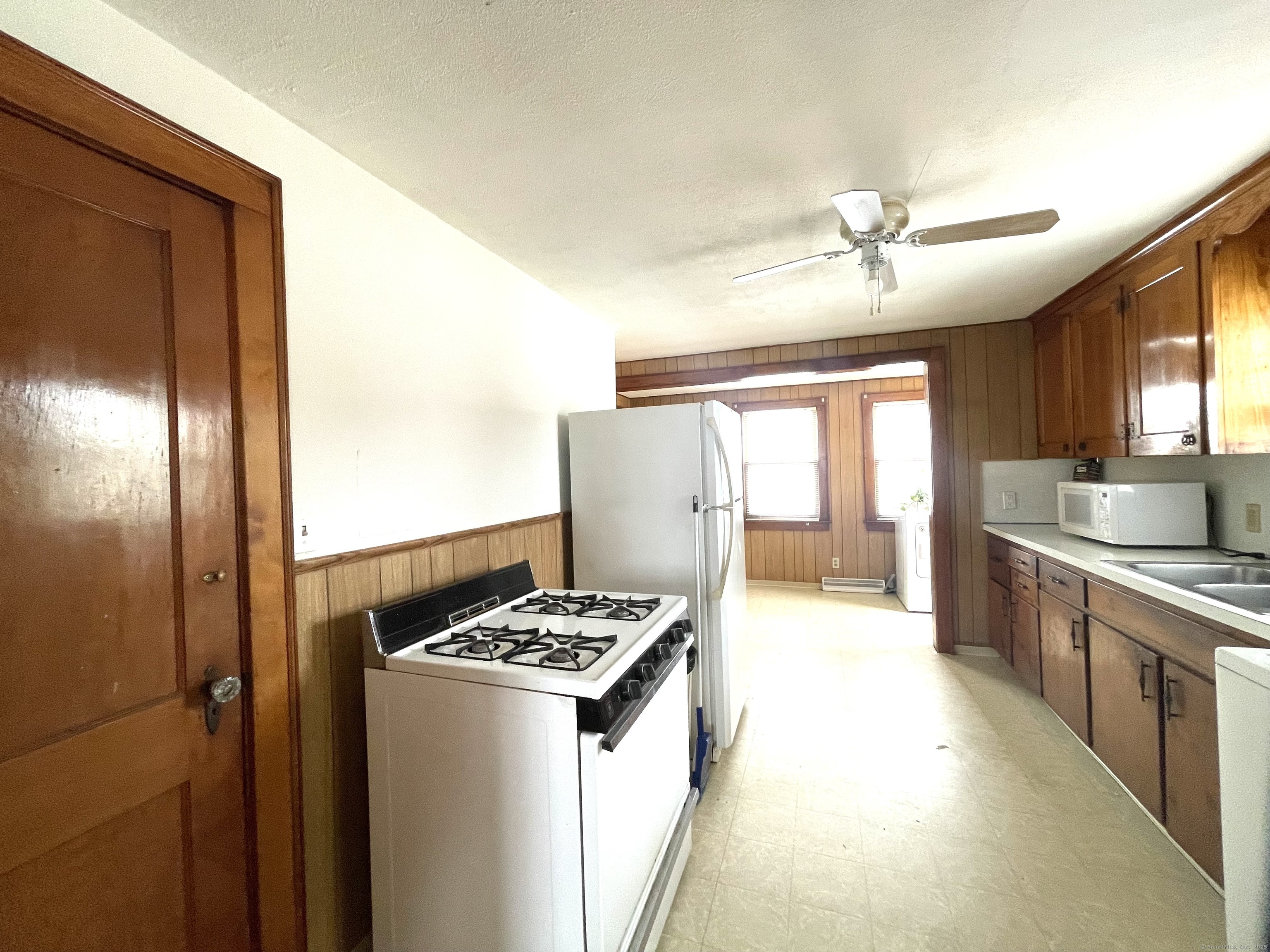 39 Neanda Street, New Britain, Connecticut image 5
