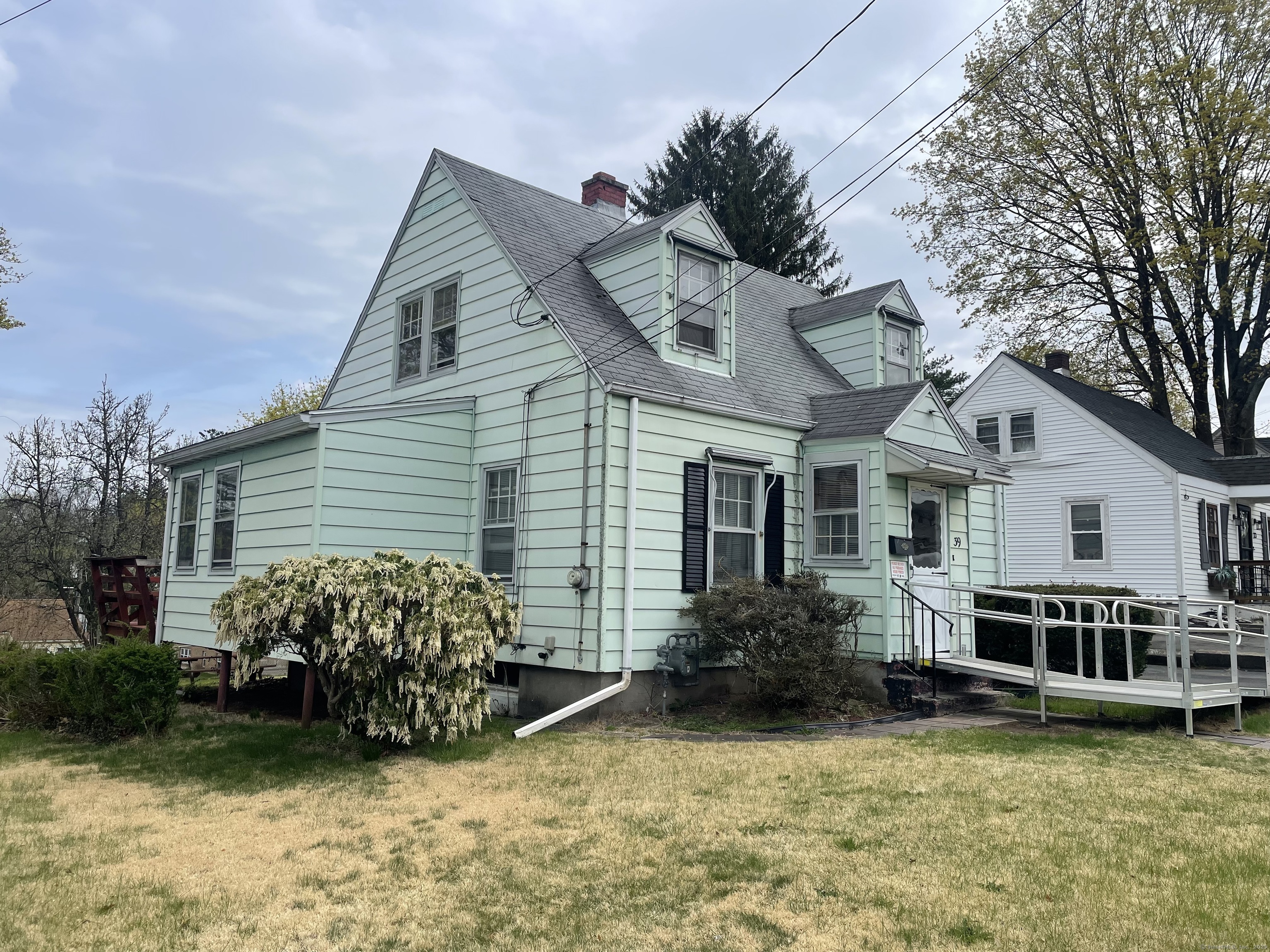 39 Neanda Street, New Britain, Connecticut image 2