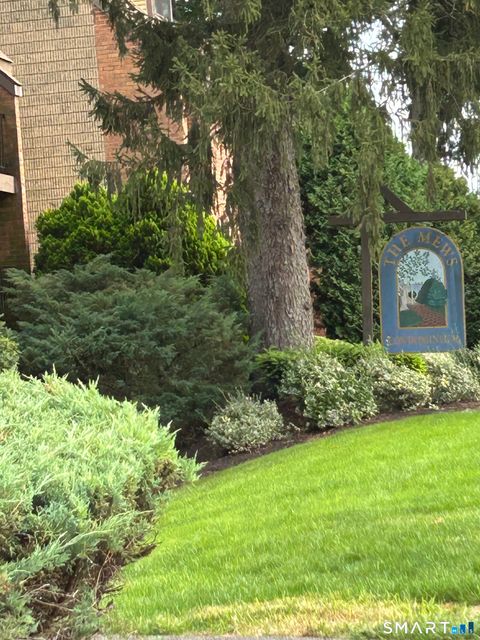 38 North Main Street APT 32 West Hartford CT 06107