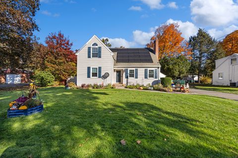 Photo of 14 Wildwood Road, Cromwell, CT 06416 (MLS # 24134034)
