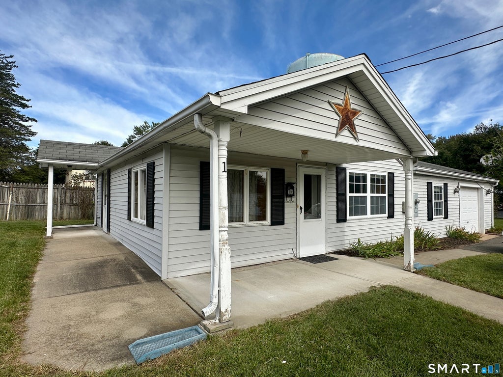 Photo of 1 Edith Street, Windsor Locks, CT 06096 (MLS # 24208574)