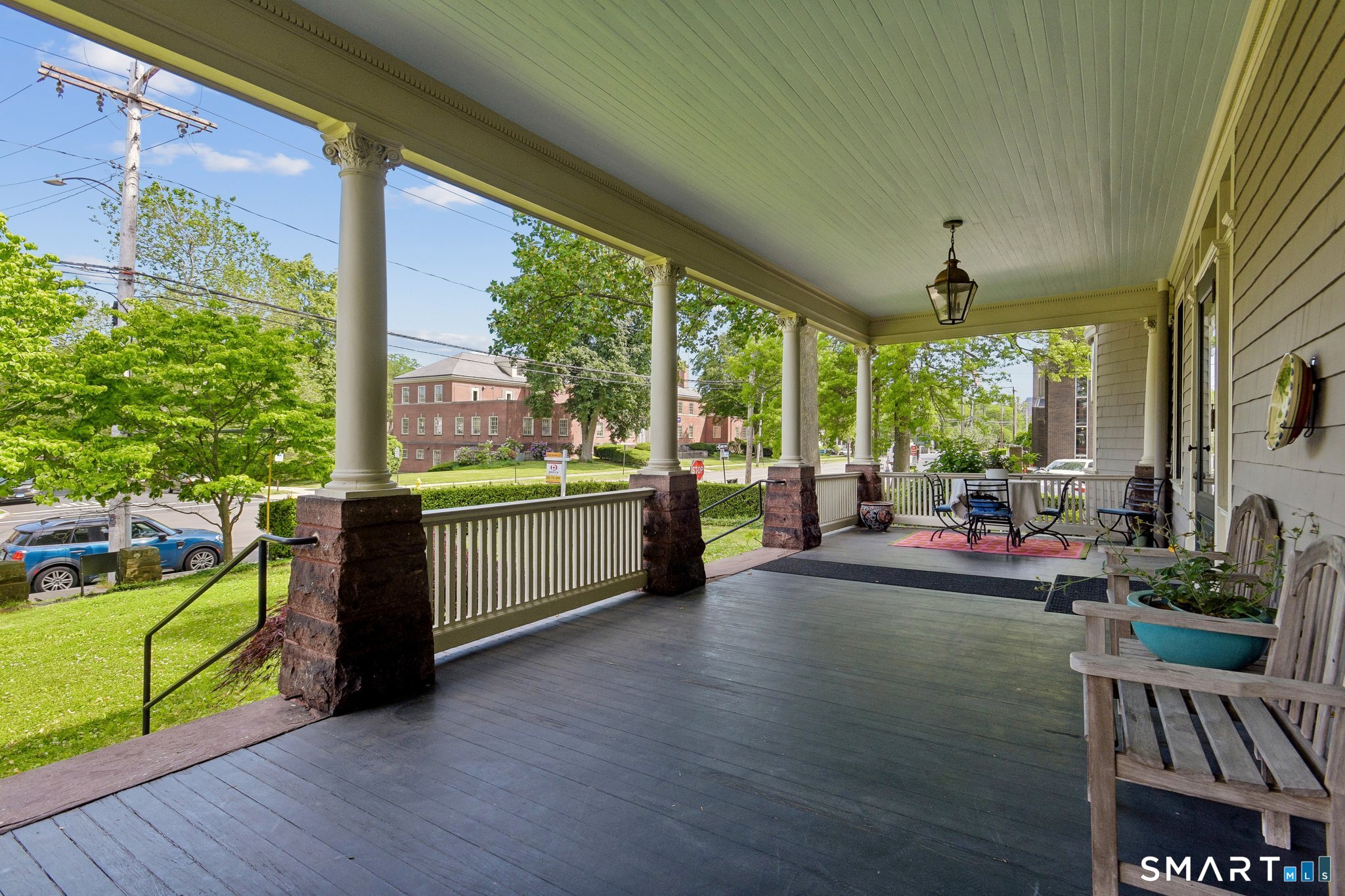 362 Whitney Avenue 1B