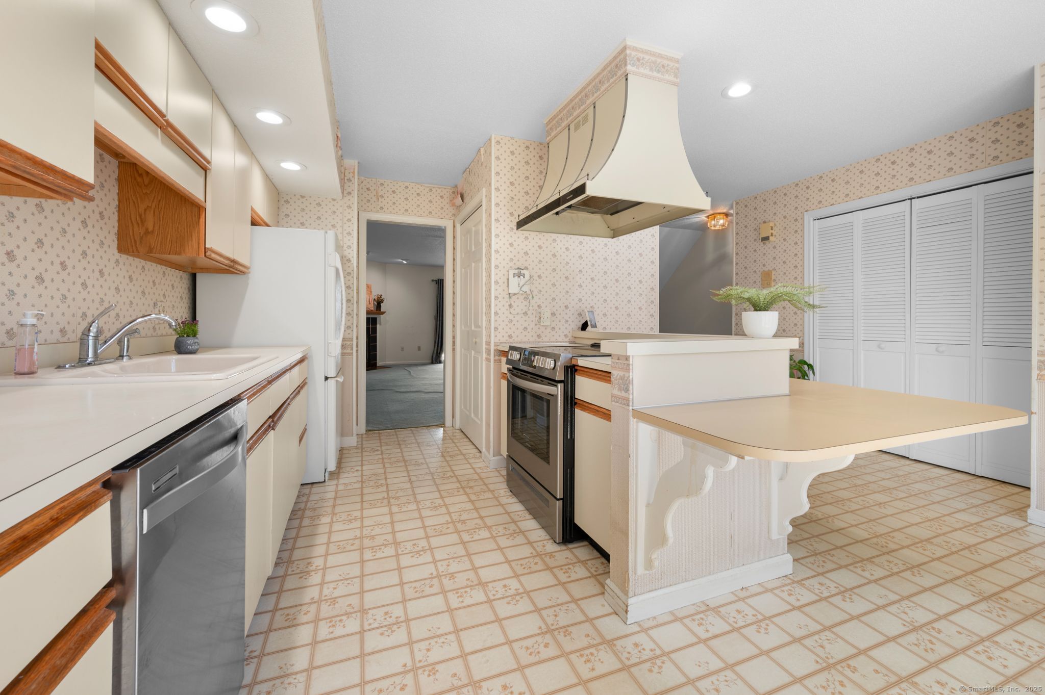 20 Wolf Hill Road #8G, Wolcott, Connecticut image 6