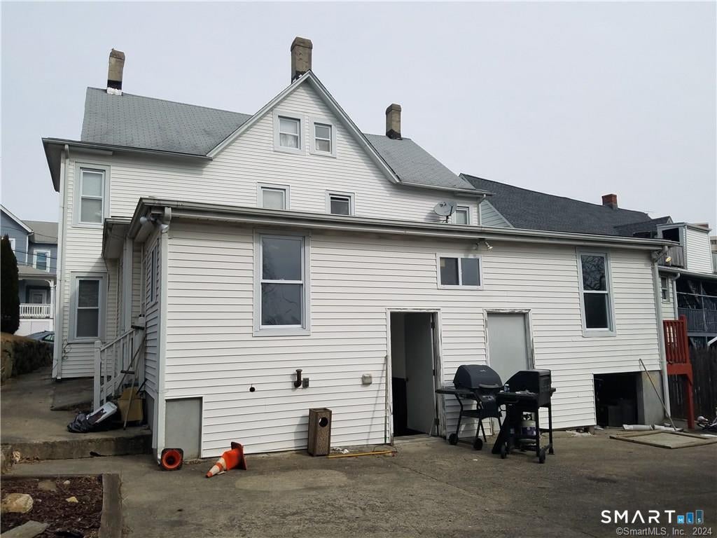 16 Greenwood Hill Street