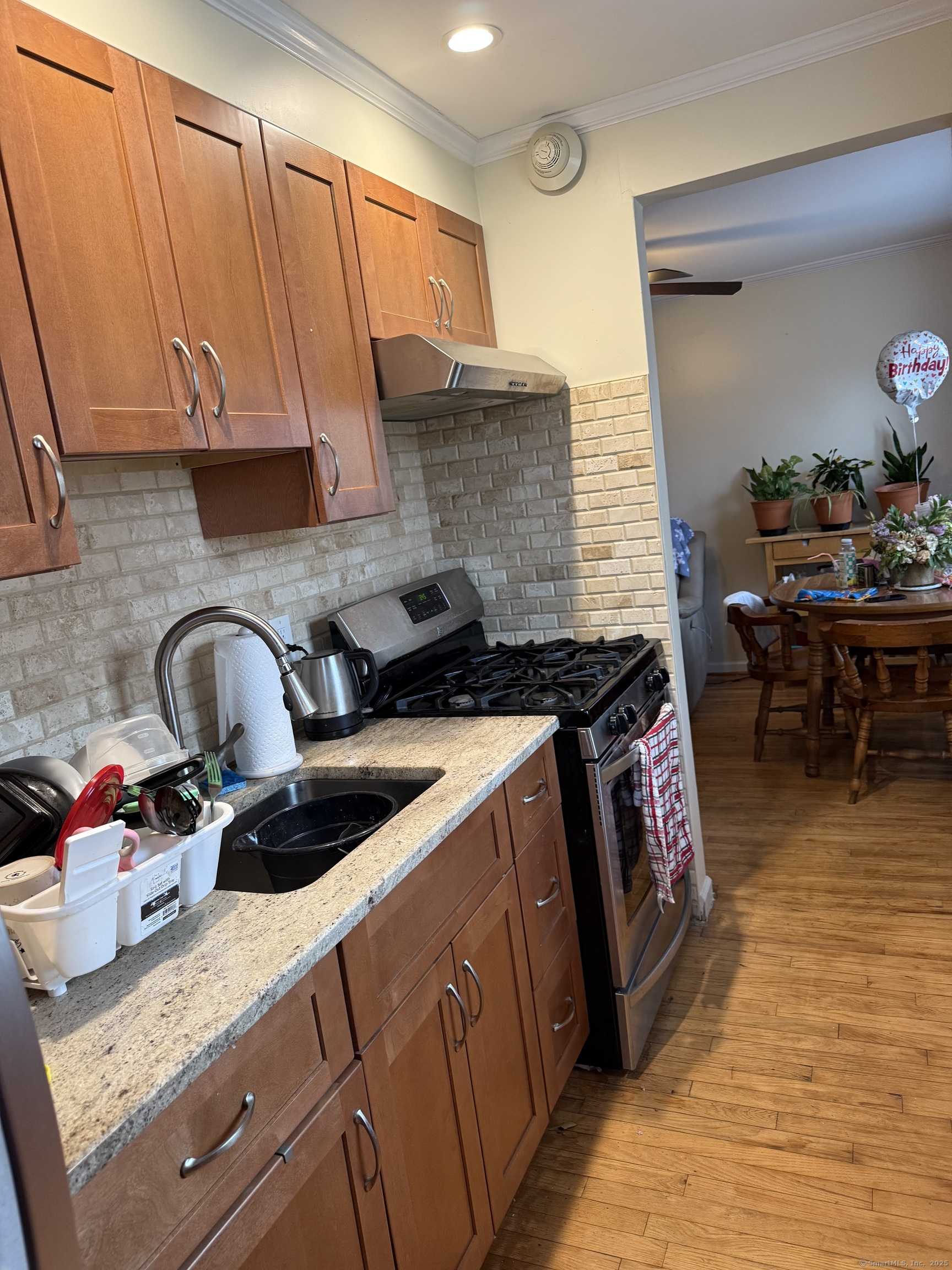 88 Bdlg 84 Canaan Court 11