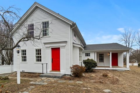 83 North Main Street Essex CT 06426