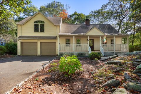 Photo of 34 Birchwood Road, Monroe, CT 06468 (MLS # 24132842)