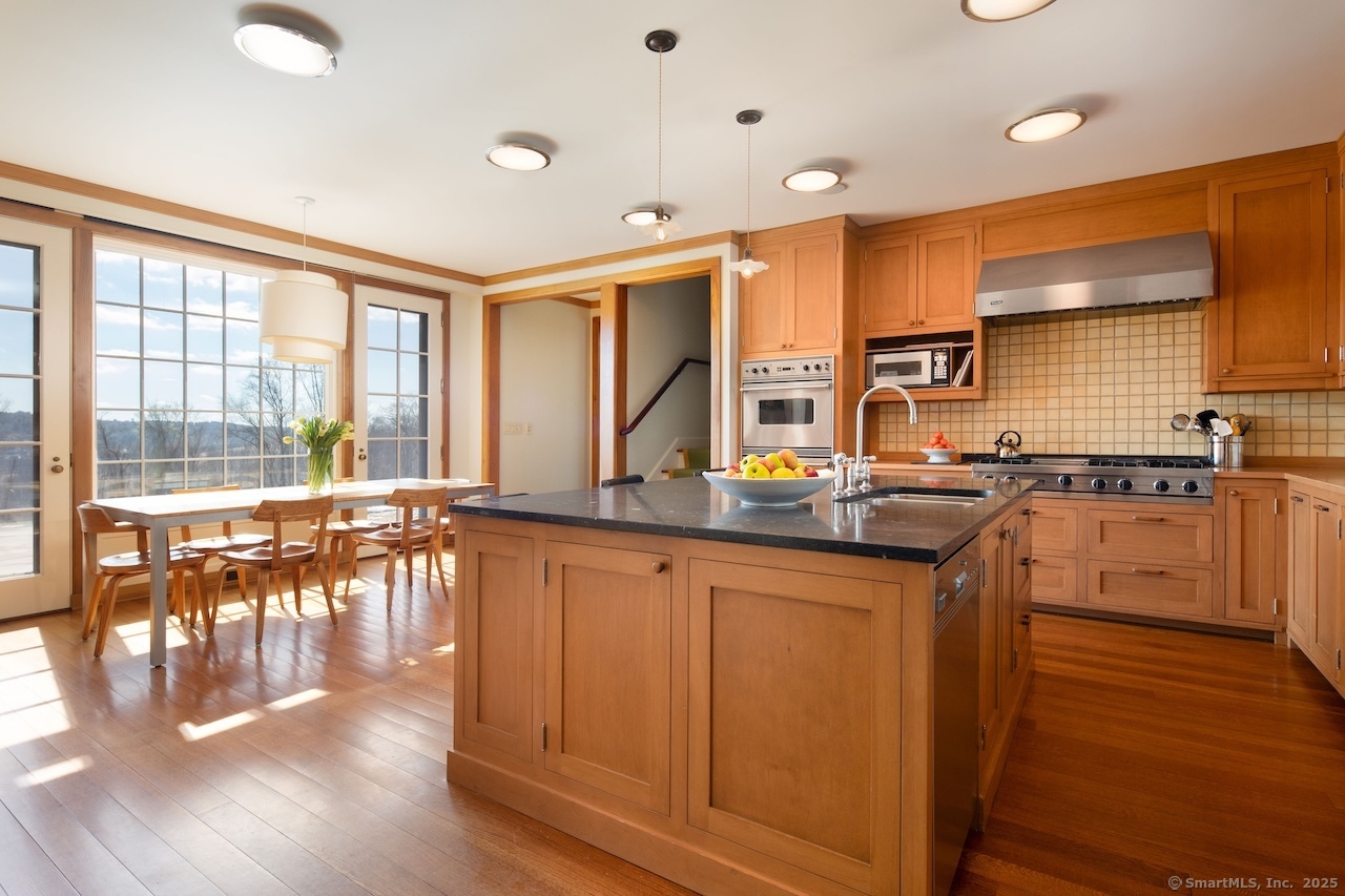 11 Valley Road, Salisbury, Connecticut image 10