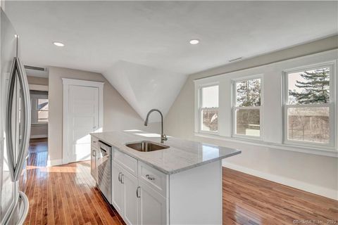 Photo of 22 Hubinger Street #3, New Haven, CT 06511 (MLS # 24168829)