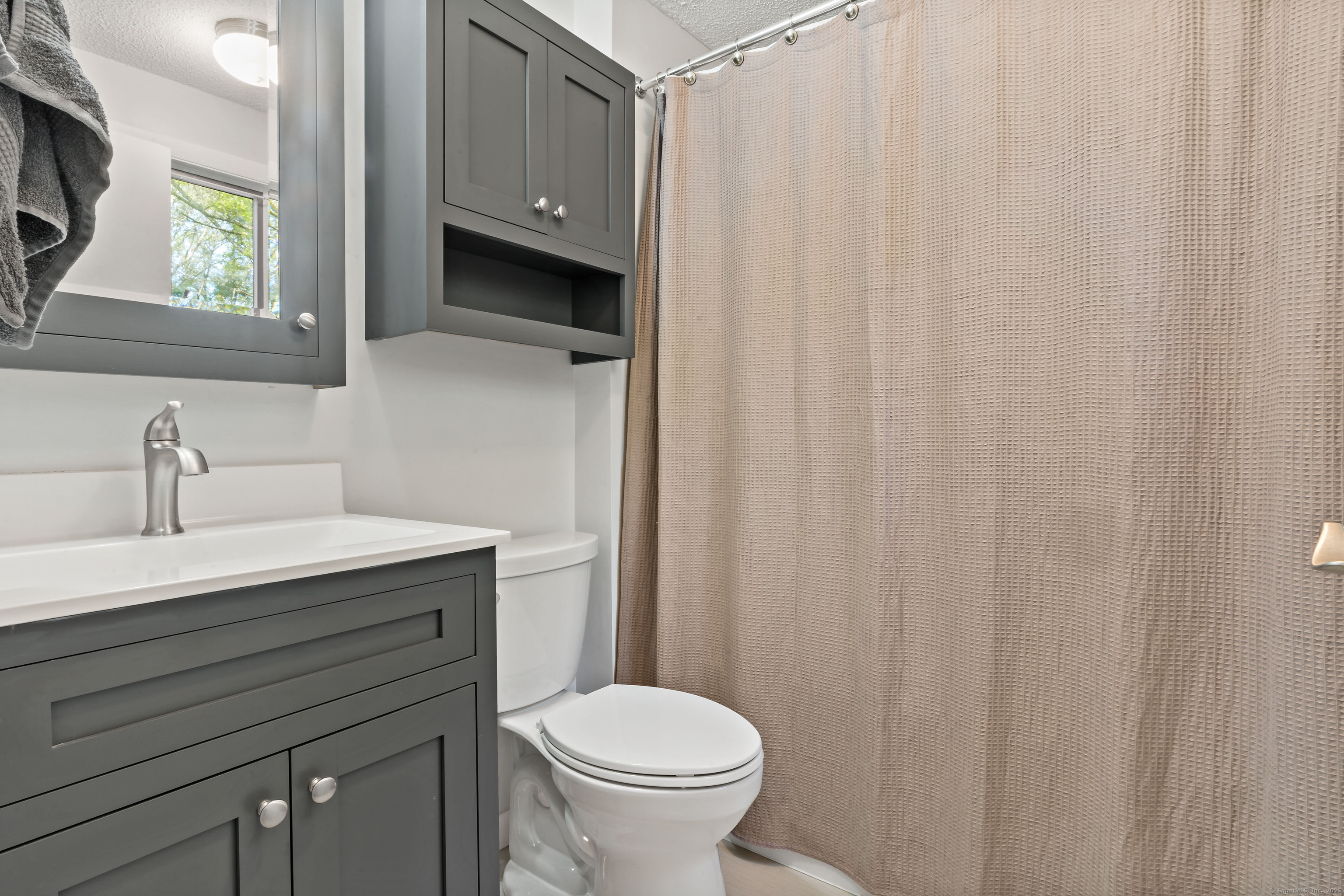 20 Castle Rock Drive, Charlestown, Rhode Island image 14