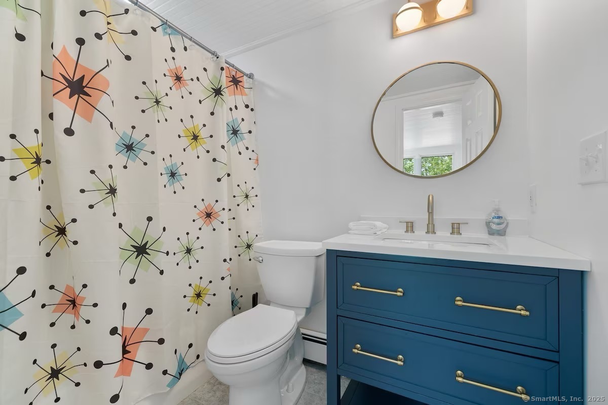 East Haddam, Connecticut 06415, United States, 3 Bedrooms Bedrooms, ,1 BathroomBathrooms,Residential,Active,95605