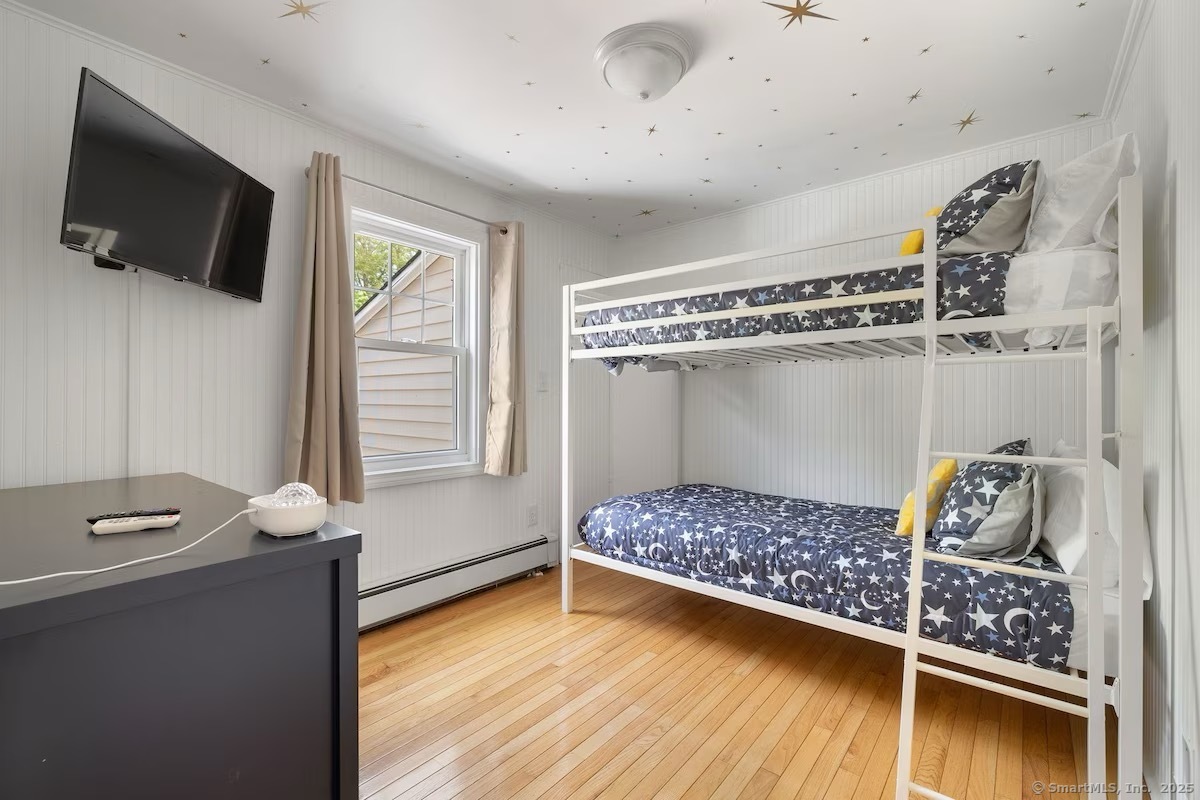 East Haddam, Connecticut 06415, United States, 3 Bedrooms Bedrooms, ,1 BathroomBathrooms,Residential,Active,95605