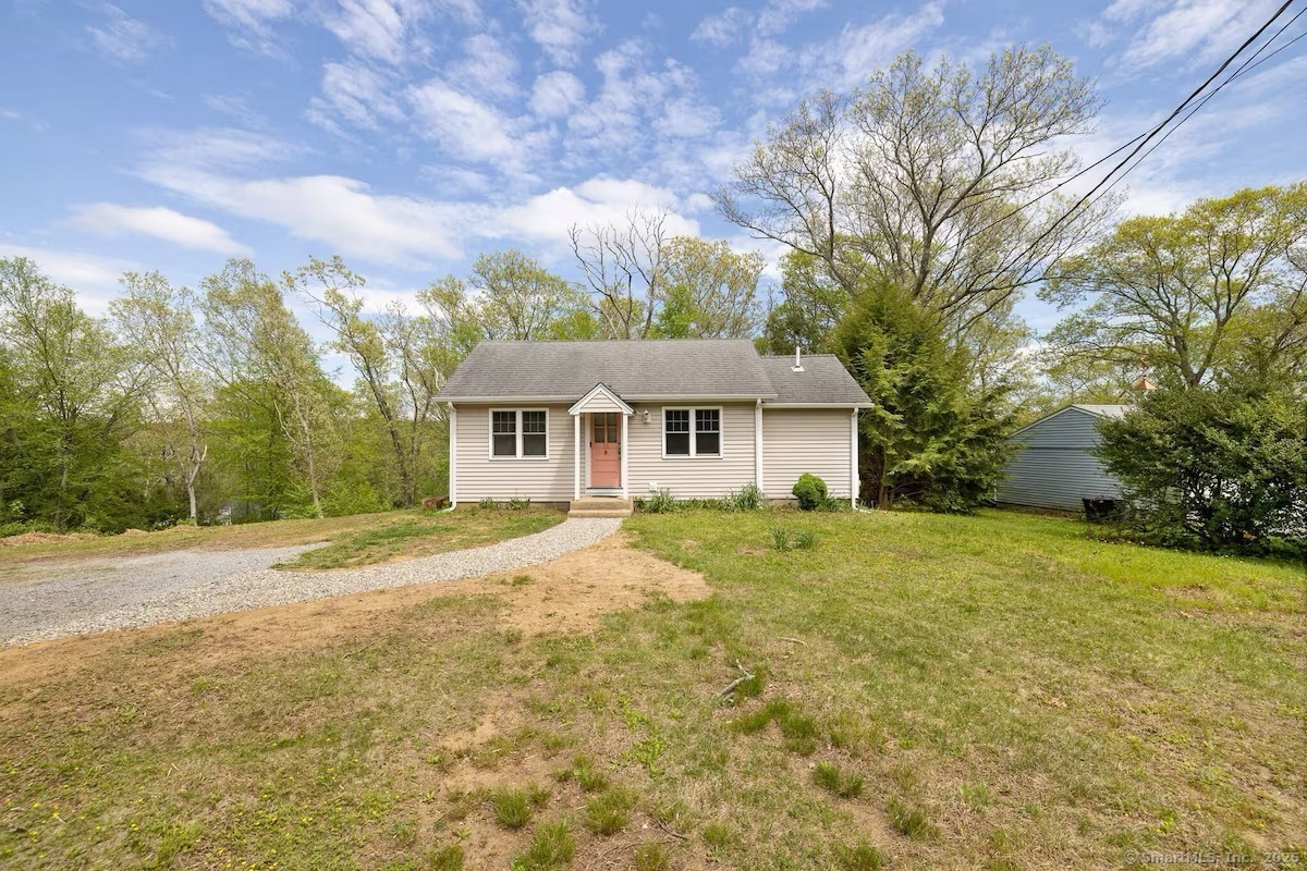 East Haddam, Connecticut 06415, United States, 3 Bedrooms Bedrooms, ,1 BathroomBathrooms,Residential,Active,95605