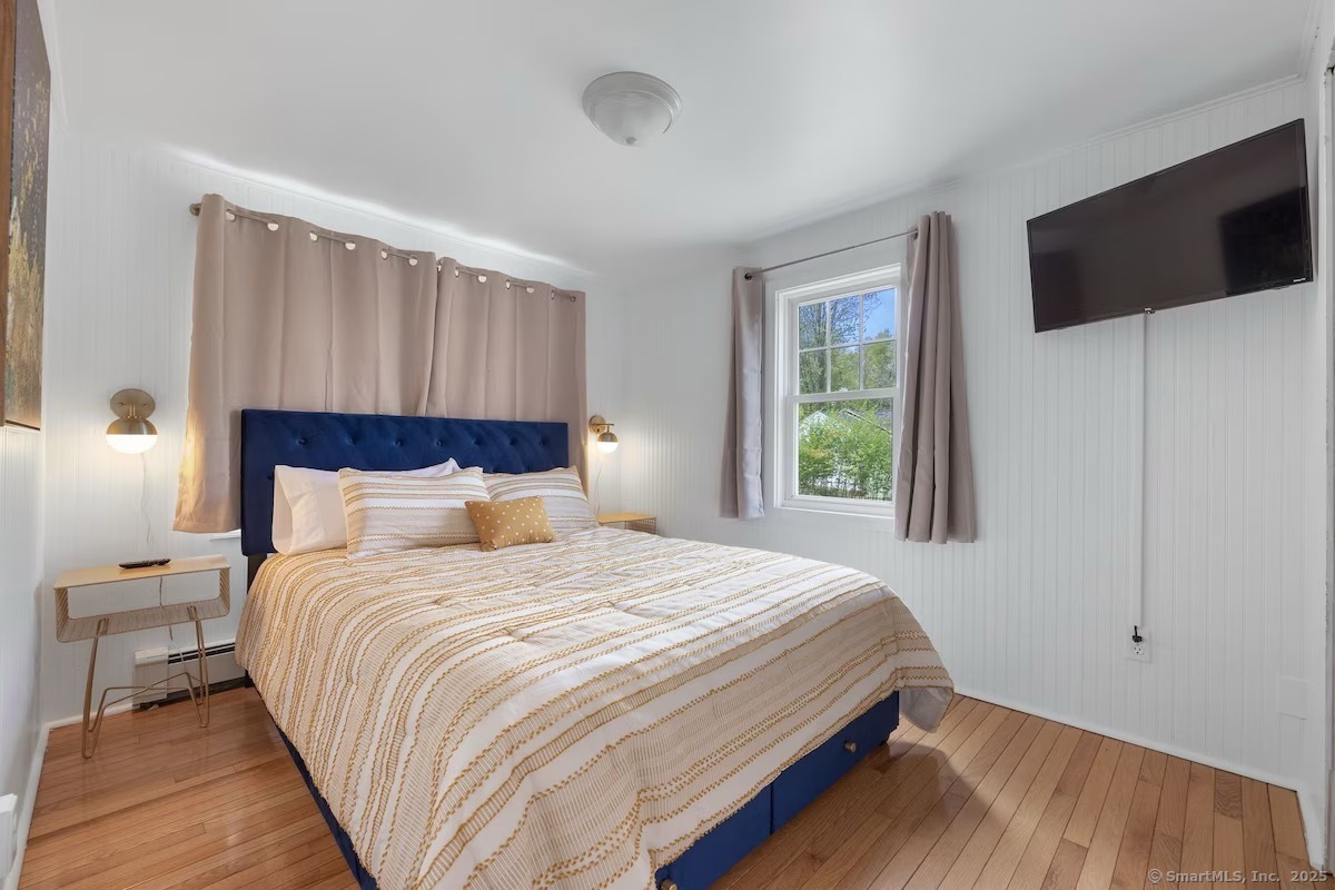 East Haddam, Connecticut 06415, United States, 3 Bedrooms Bedrooms, ,1 BathroomBathrooms,Residential,Active,95605