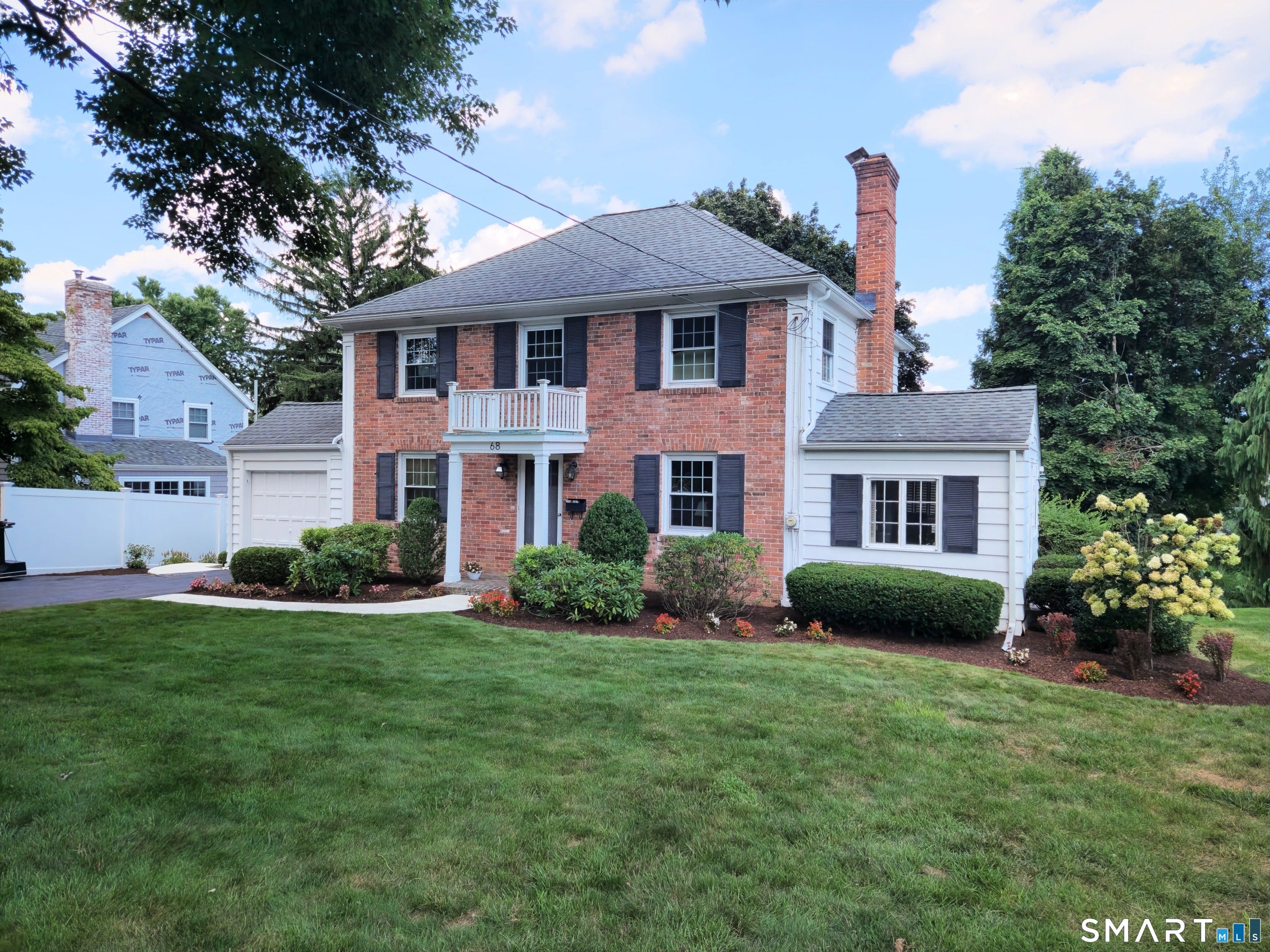 68 Farmingdale Road