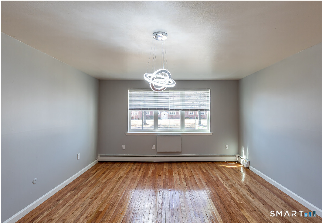 72 Folly Brook Boulevard 127-3