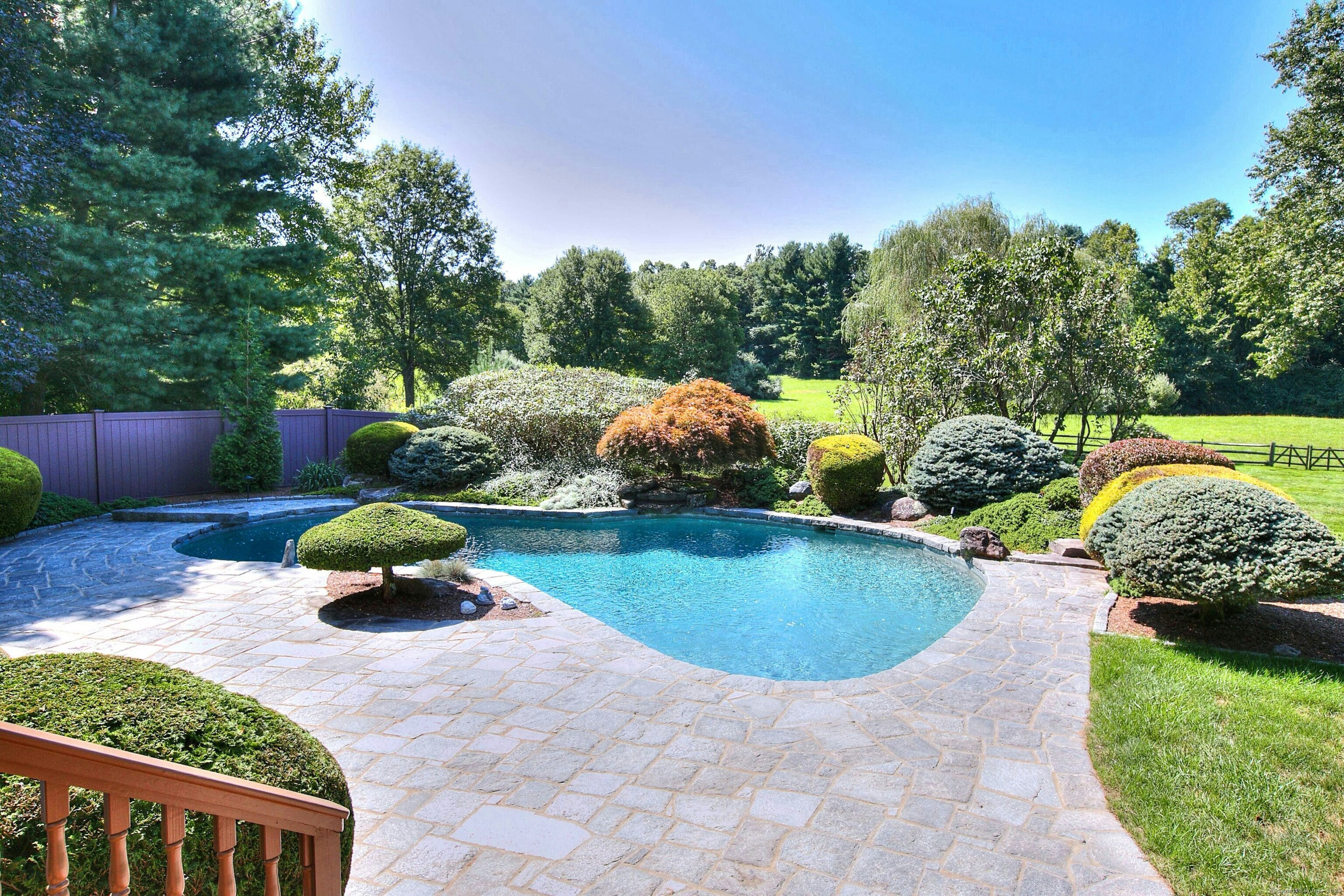 8 Northfield Drive
