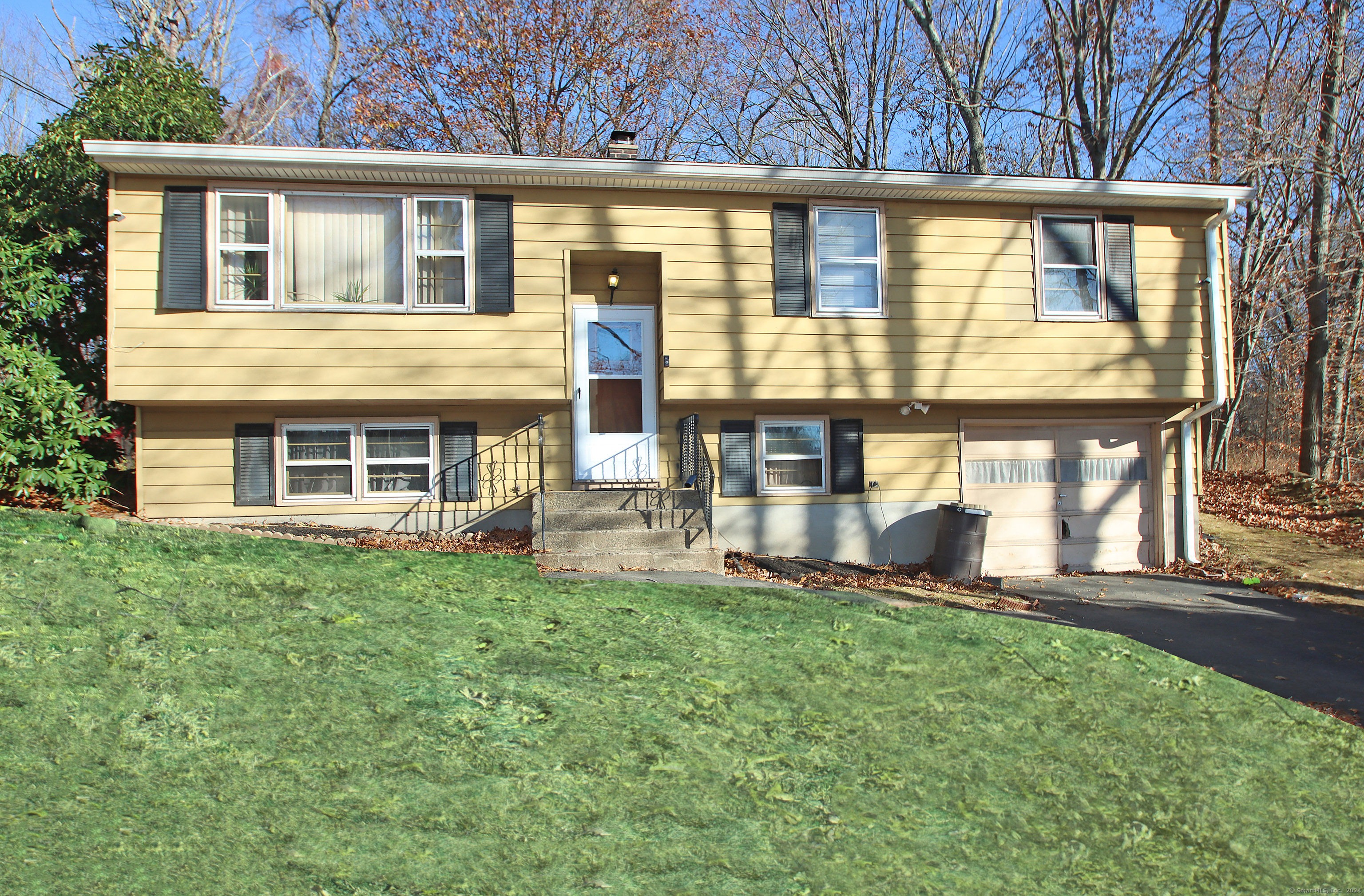 Property for Sale at Buckley Lane, Prospect, Connecticut - Bedrooms: 4 
Bathrooms: 1 
Rooms: 7  - $279,000