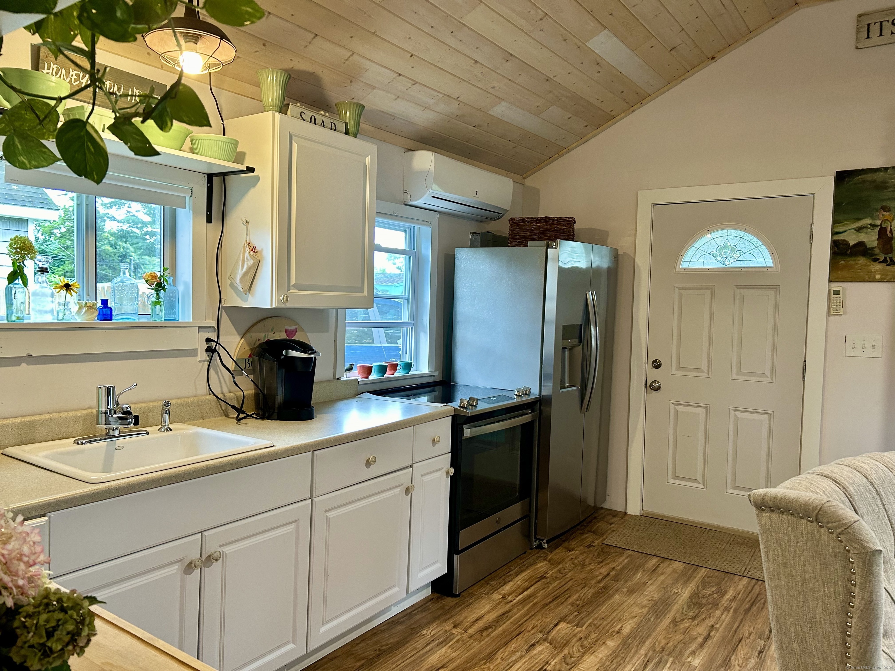 28 1st Street, Madison, Connecticut image 9