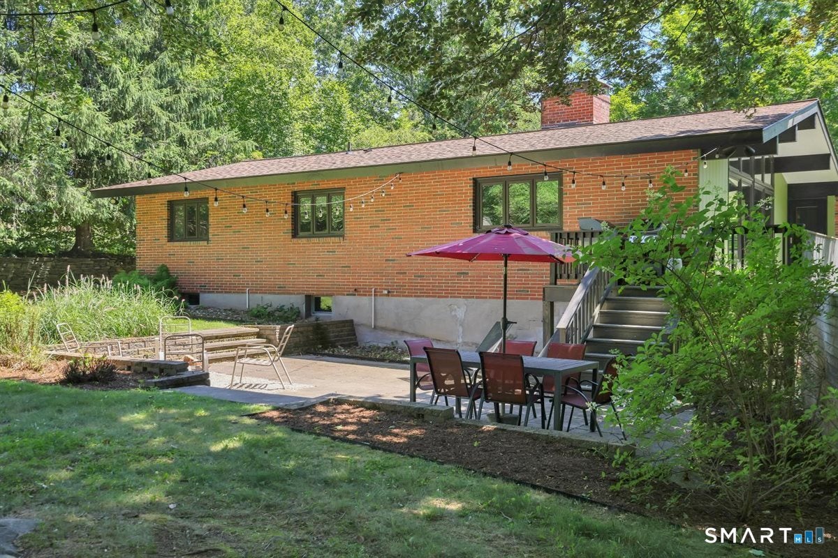 5 Tolland Avenue