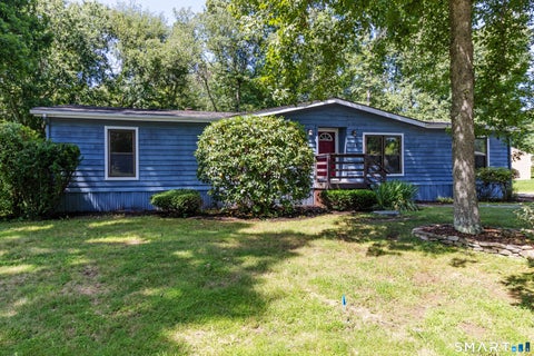 Photo of 65 Colchester Commons, Colchester, CT 06415 (MLS # 24197737)