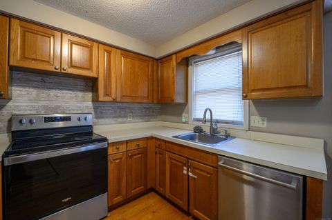 Tiny photo for 129 Brentwood Drive #129, Wallingford, CT 06492 (MLS # 24143274)