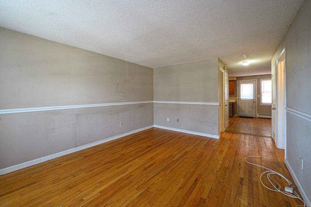 Photo of 129 Brentwood Drive #129, Wallingford, CT 06492 (MLS # 24143274)