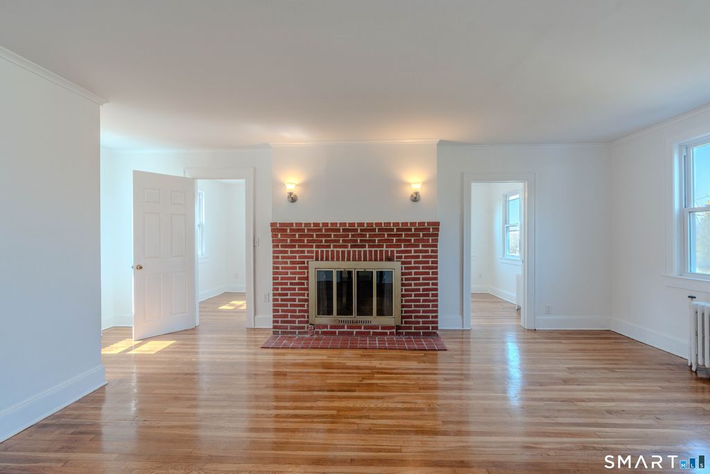 Photo of 2 Maplewood Terrace #1, Norwalk, CT 06851 (MLS # 24166900)