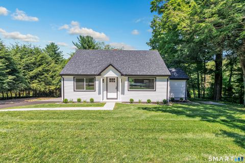 Homes For Sale - 602 Fan Hill Road<br/> Monroe, CT 06468