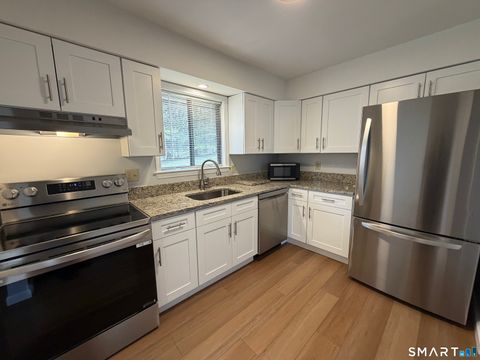 Tiny photo for 7 Homestead Lane #7, Brookfield, CT 06804 (MLS # 24160008)