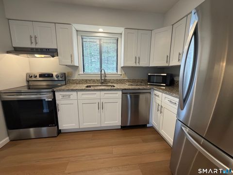 Tiny photo for 7 Homestead Lane #7, Brookfield, CT 06804 (MLS # 24160008)