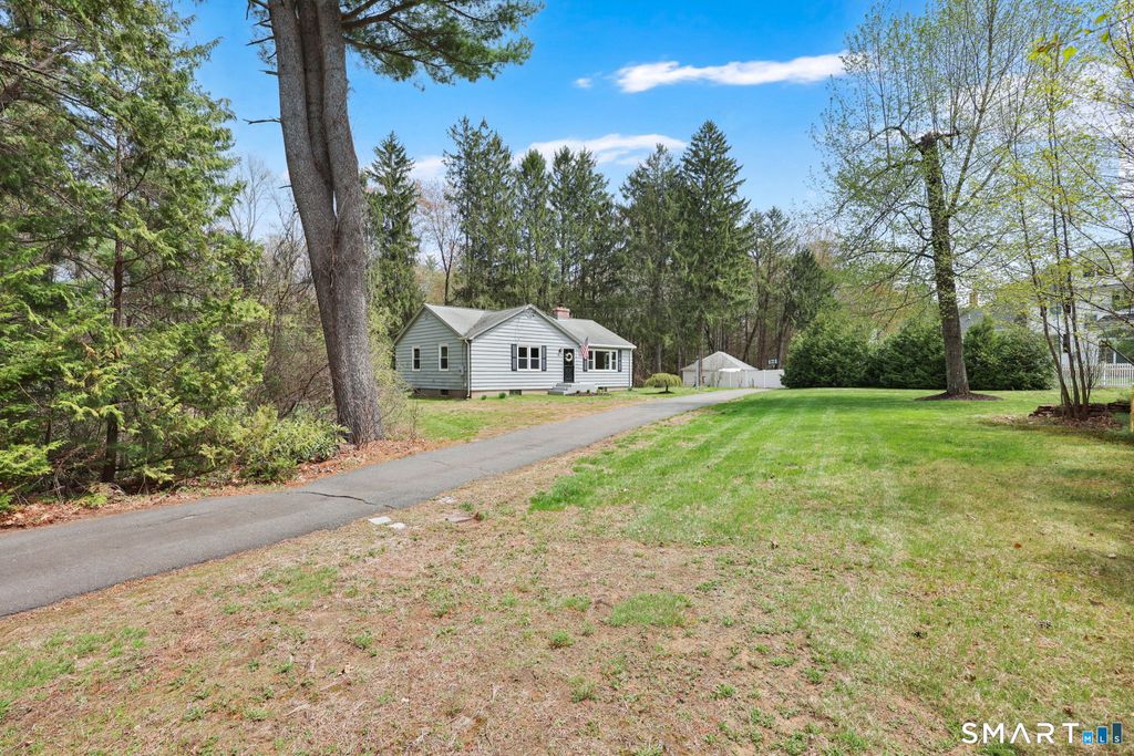 Photo of 333 Troy Road, South Windsor, CT 06074 (MLS # 24170356)