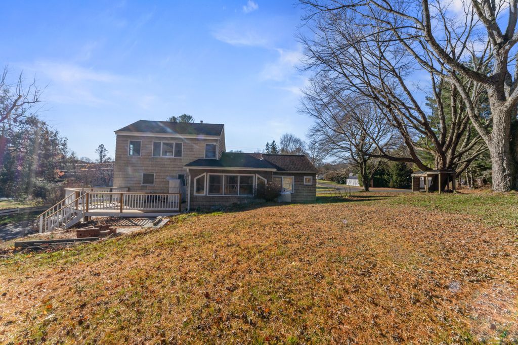 Photo of 3 Daves Lane, Newtown, CT 06470 (MLS # 24138047)