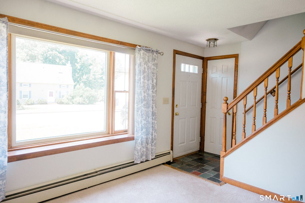 Photo of 129 Deer Run Trail, Manchester, CT 06042 (MLS # 24189494)
