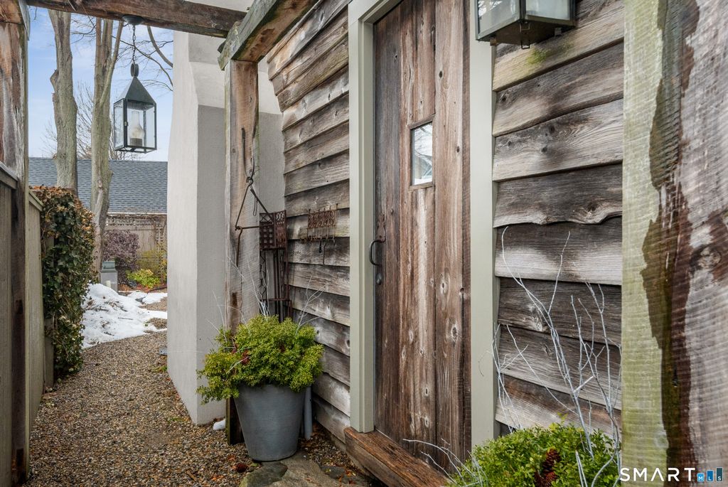 Photo of 1 McKinley Street, Norwalk, CT 06853 (MLS # 24157978)