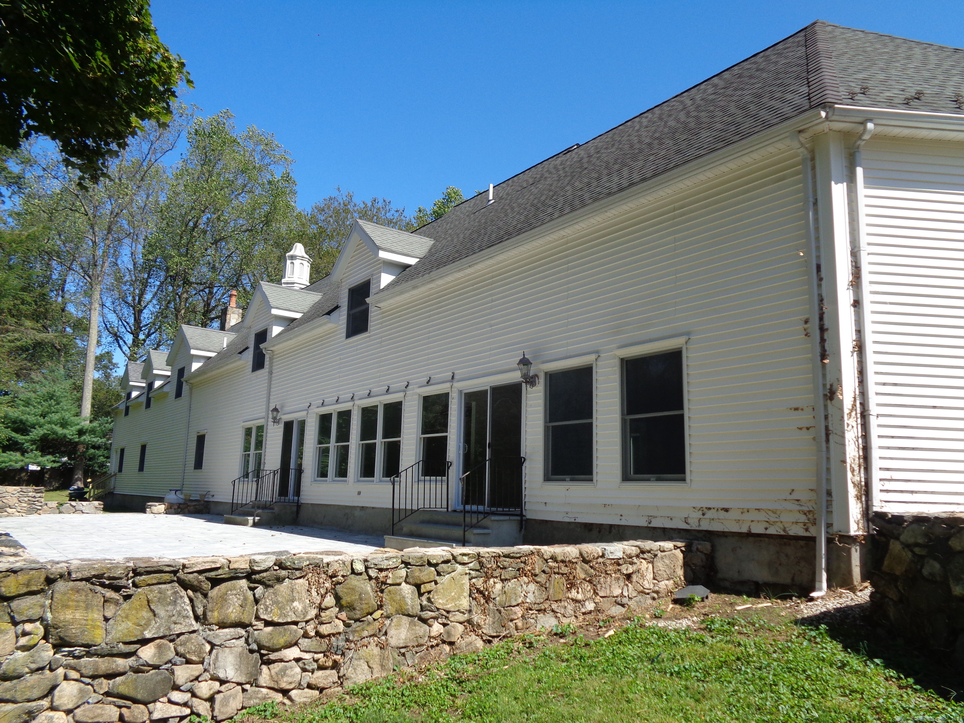 531 Hollow Tree Ridge Road