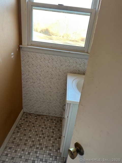 3 Yorkshire Street, Norwich, Connecticut image 8