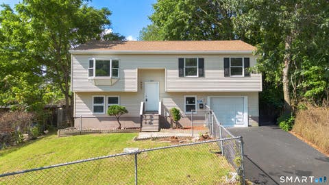 Homes For Sale - 231 Long Hill Road<br/> Waterbury, CT 06704