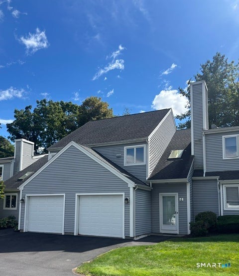Photo of 4 Winchester Court, Farmington, CT 06032 (MLS # 24208511)