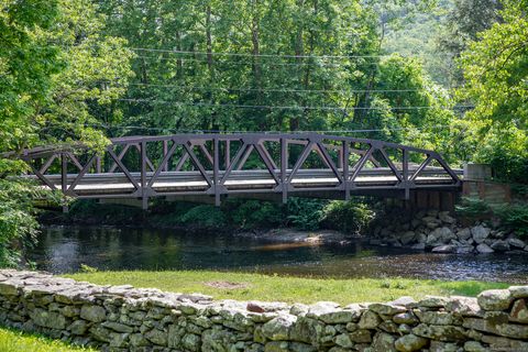 Tiny photo for Roxbury, CT 06783 (MLS # 170360296)