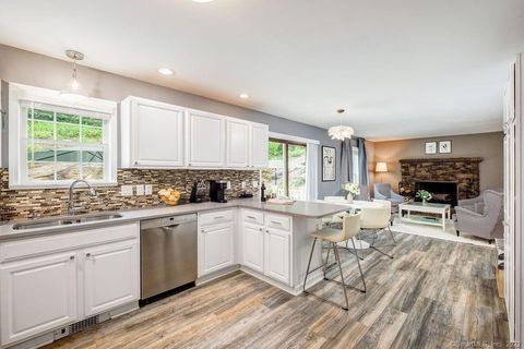 Tiny photo for Roxbury, CT 06783 (MLS # 170360296)