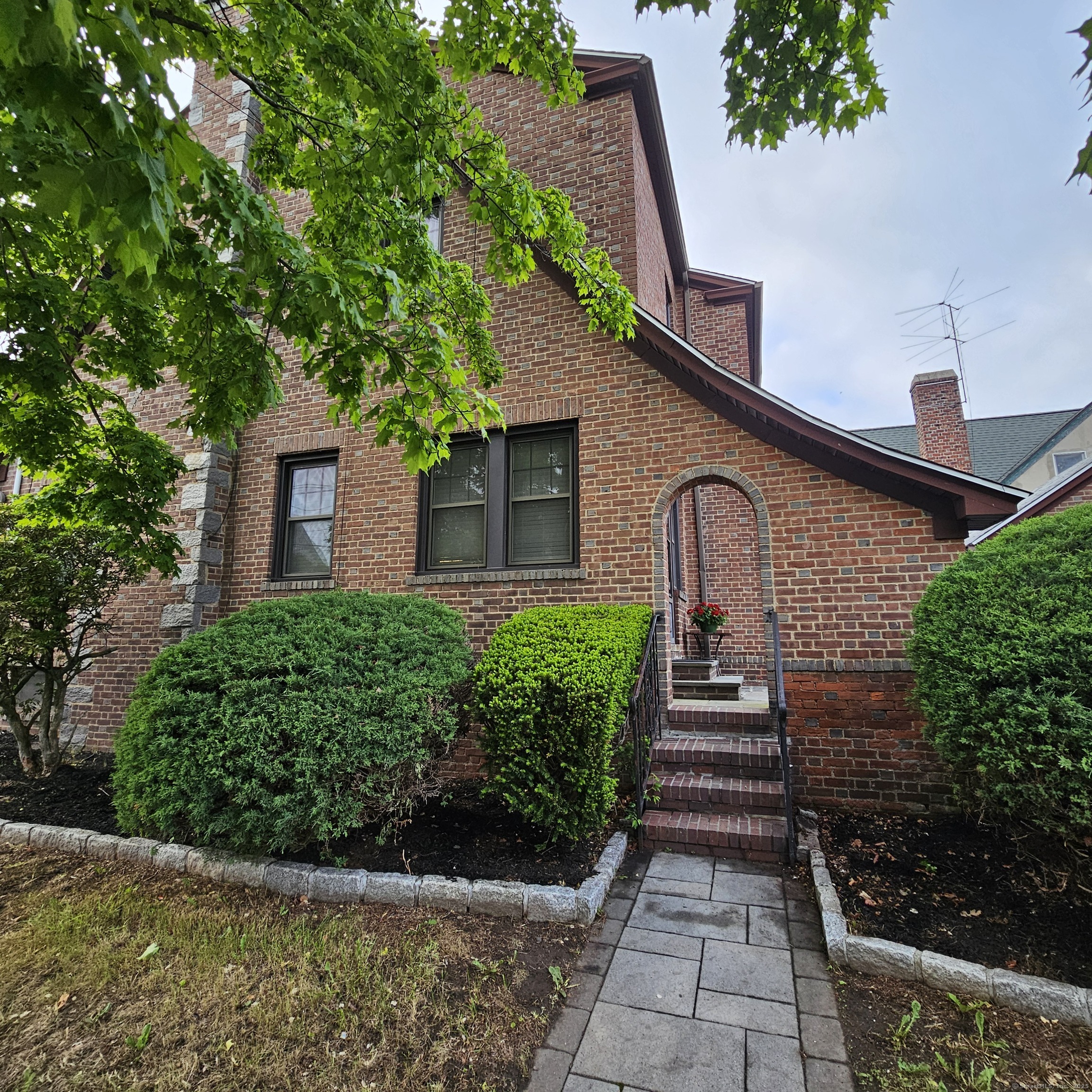 2010 Noble Avenue, Bridgeport, Connecticut image 3
