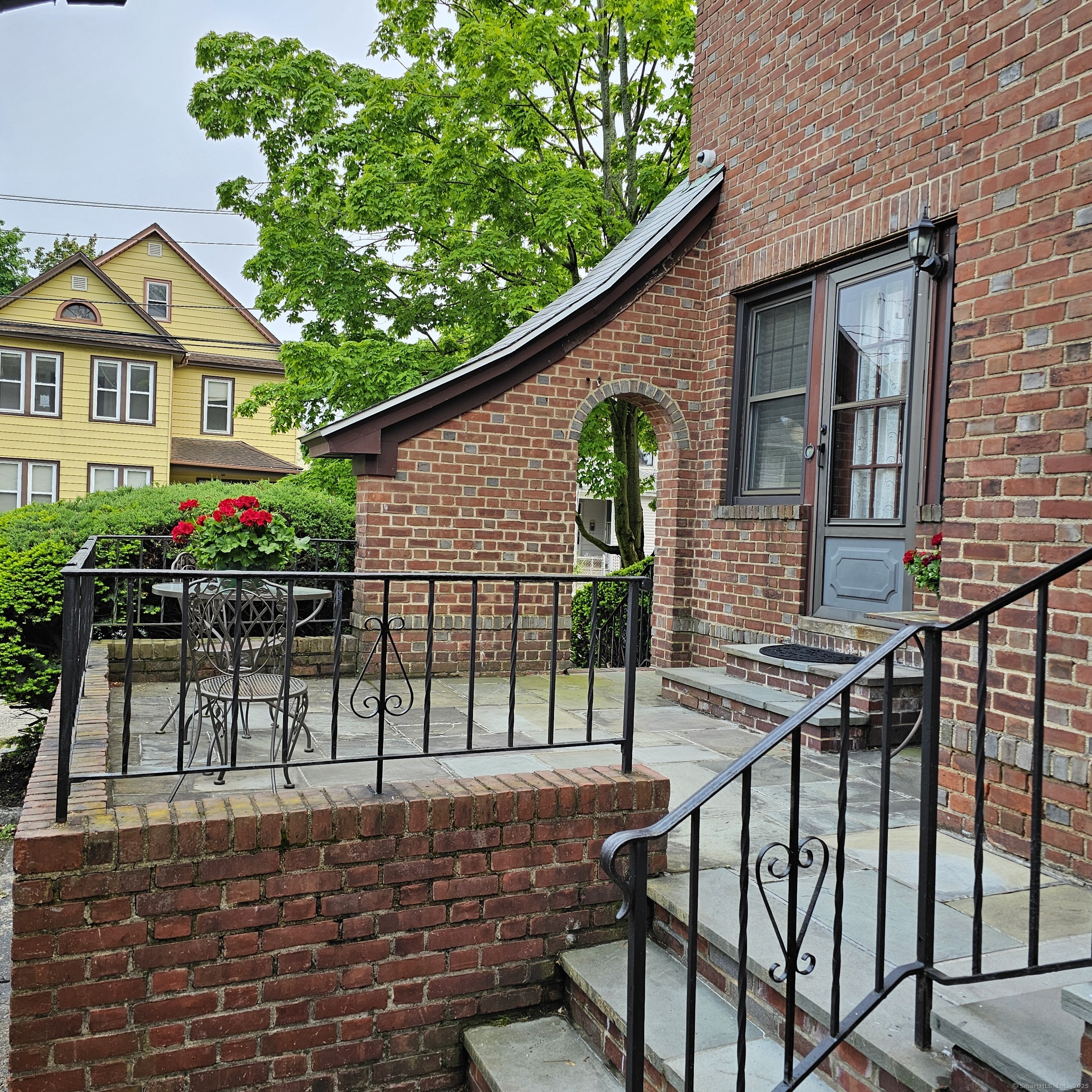 2010 Noble Avenue, Bridgeport, Connecticut image 24