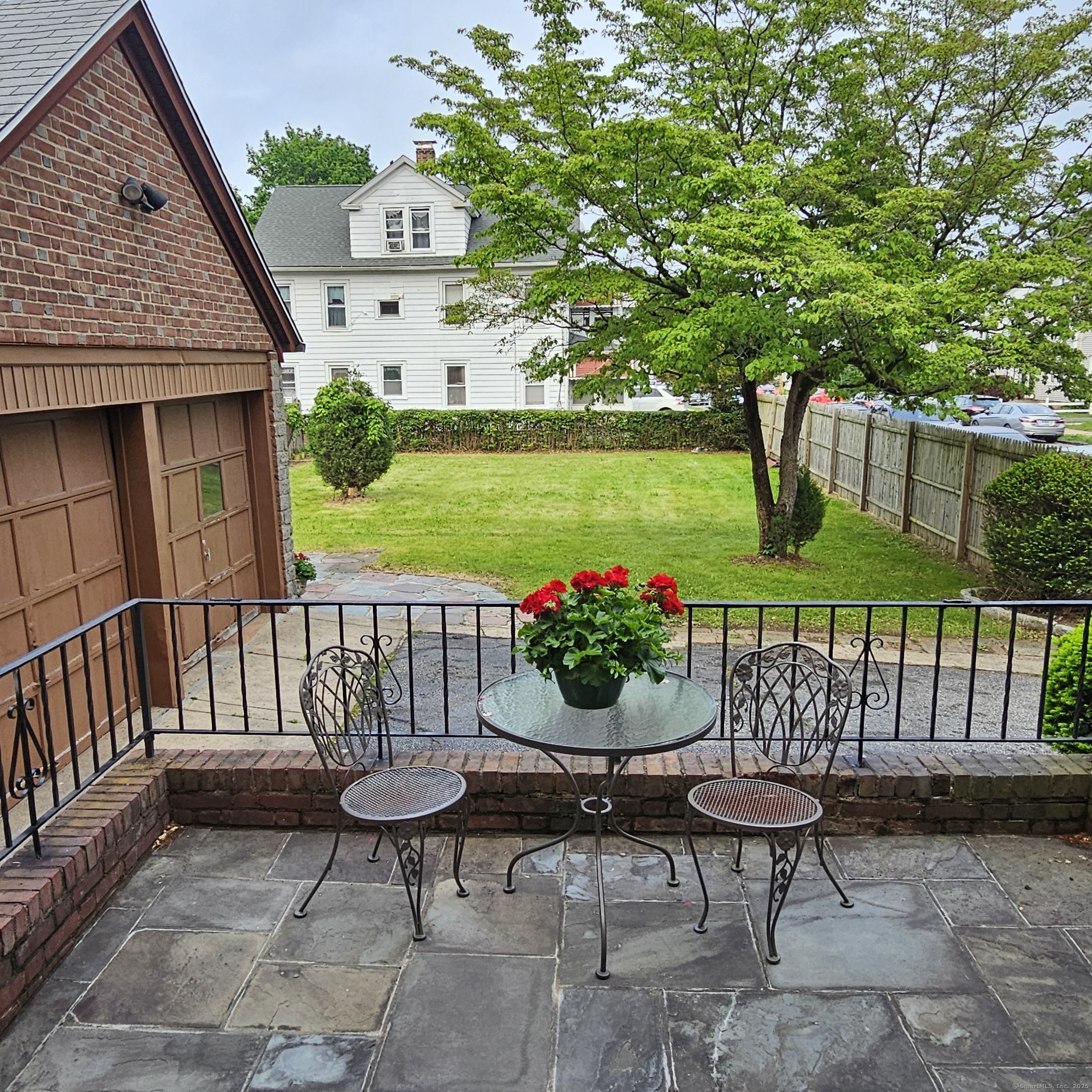 2010 Noble Avenue, Bridgeport, Connecticut image 25